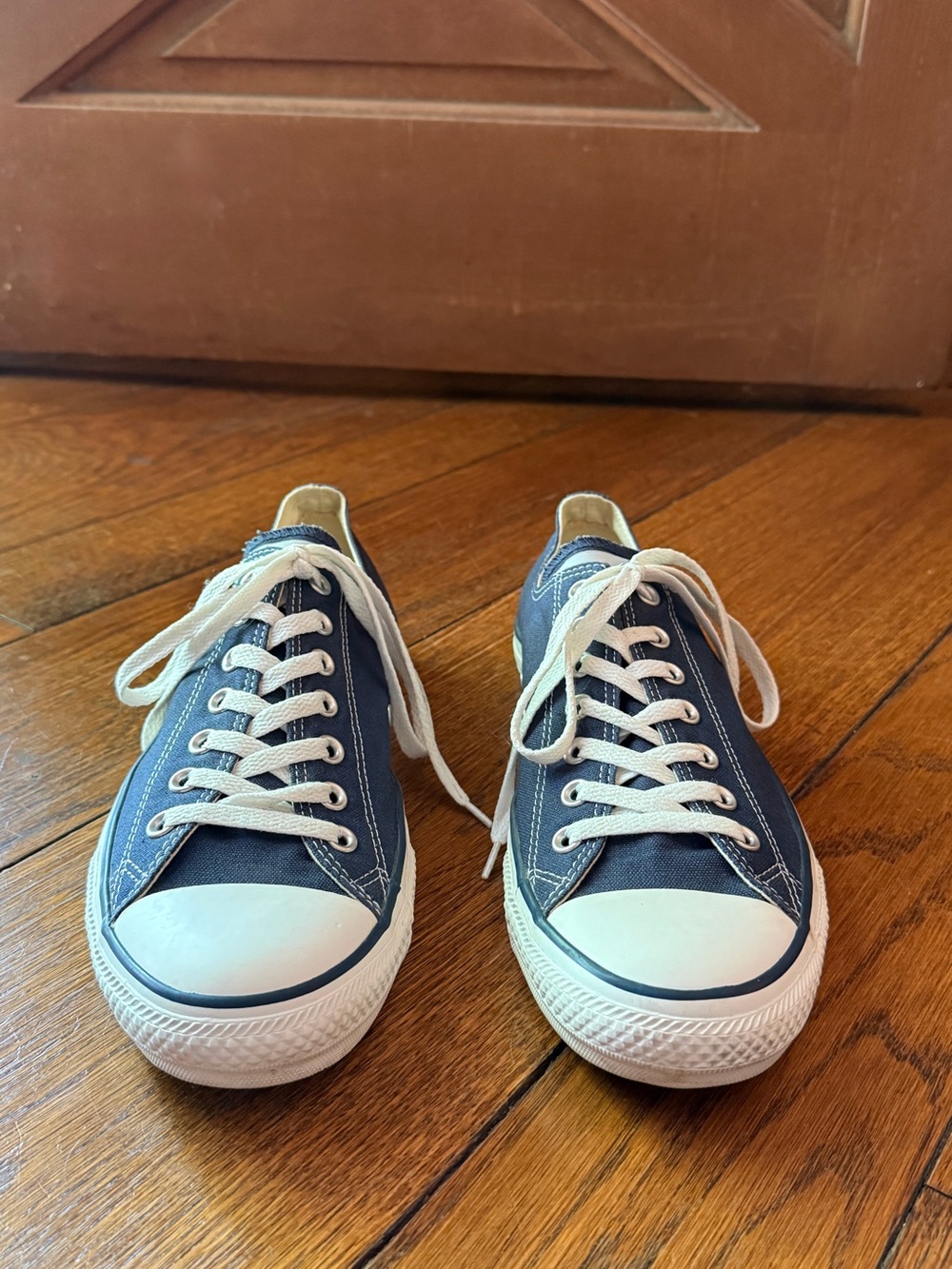 CONVERSE Chuck Taylor All-Star Low-Top Sneakers Navy Blue Men's 11/Women’s 13 - Picture 4 of 10